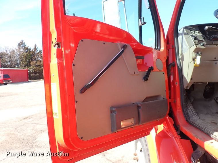 image for item DK4520 2003 Sterling LT7501  dump truck