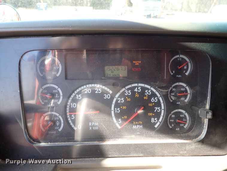 image for item DK4520 2003 Sterling LT7501  dump truck