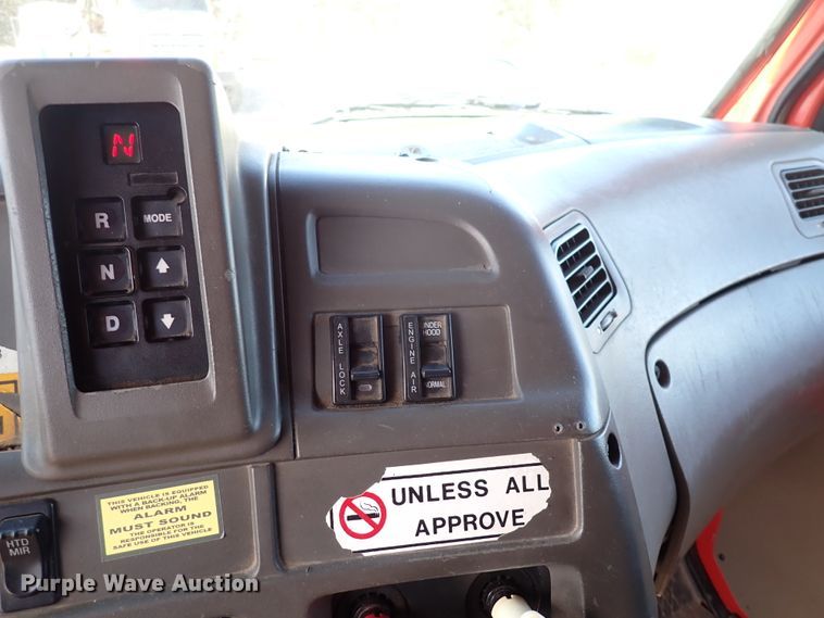 image for item DK4520 2003 Sterling LT7501  dump truck