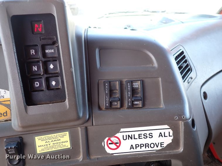 image for item DK4520 2003 Sterling LT7501  dump truck