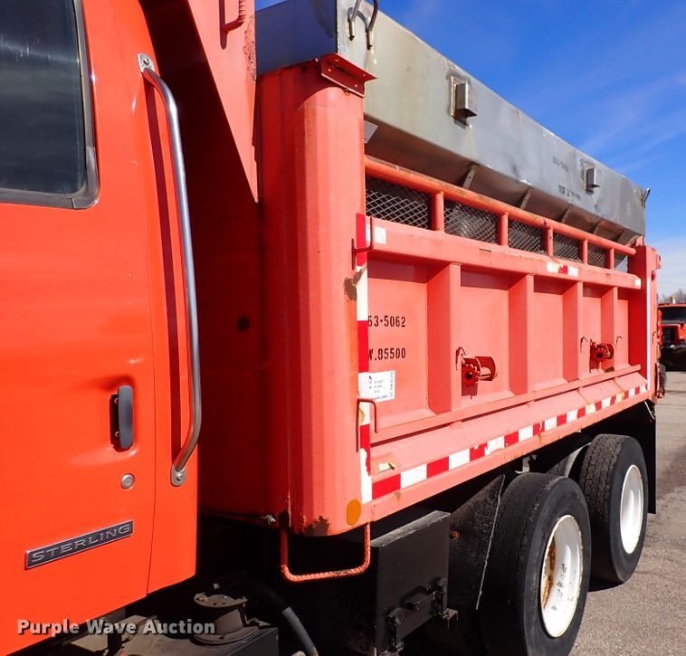 image for item DK4520 2003 Sterling LT7501  dump truck