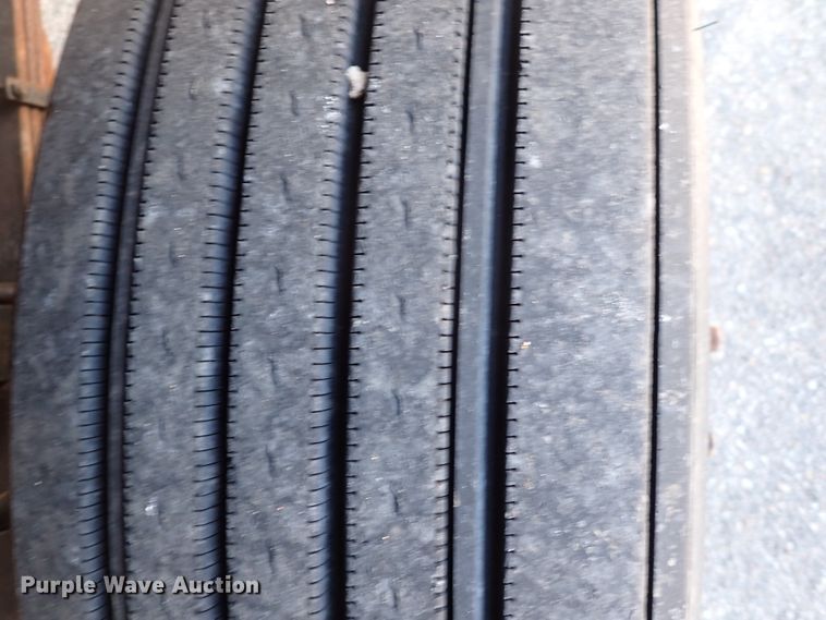 image for item DK4520 2003 Sterling LT7501  dump truck