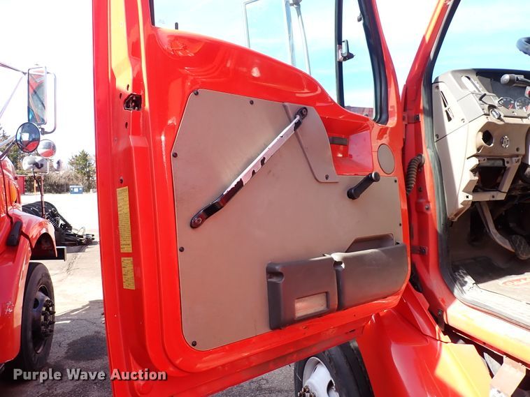 image for item DK4521 2003 Sterling LT7500  dump truck