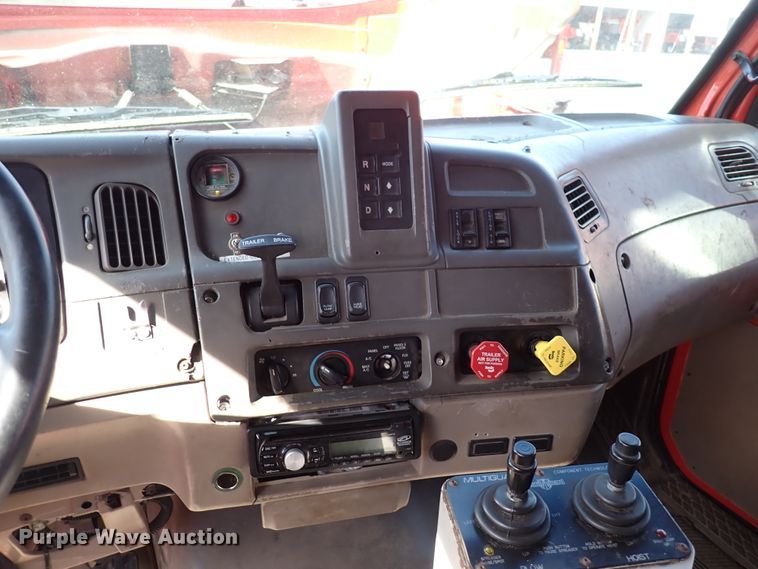 image for item DK4521 2003 Sterling LT7500  dump truck