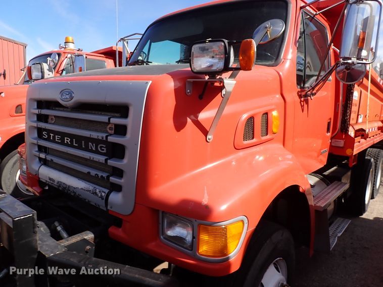 image for item DK4521 2003 Sterling LT7500  dump truck