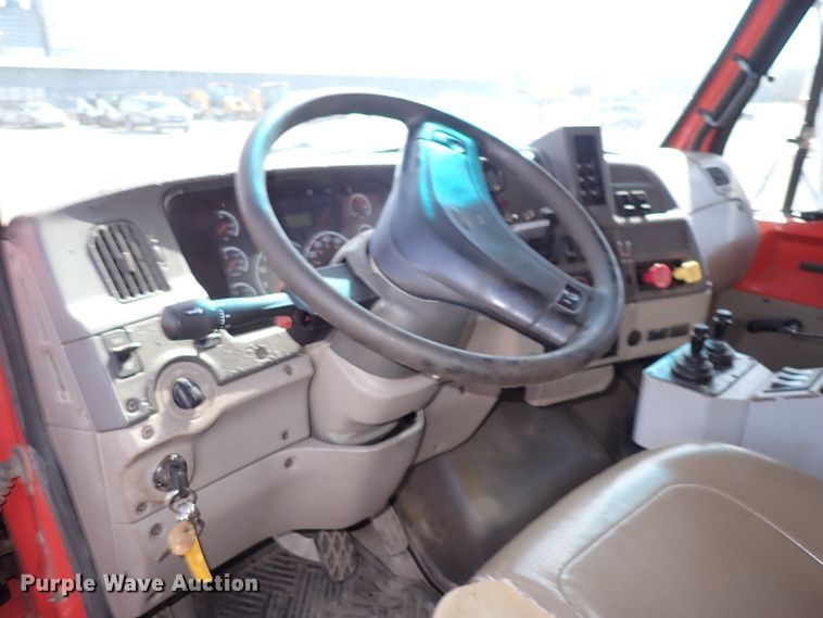 image for item DK4522 2006 Sterling LT7500  dump truck