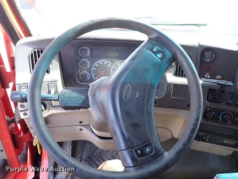 image for item DK4522 2006 Sterling LT7500  dump truck