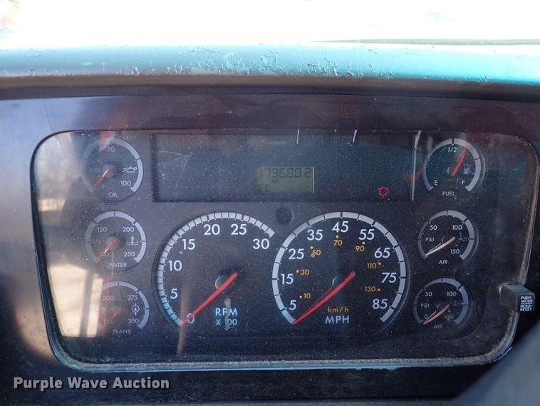 image for item DK4522 2006 Sterling LT7500  dump truck