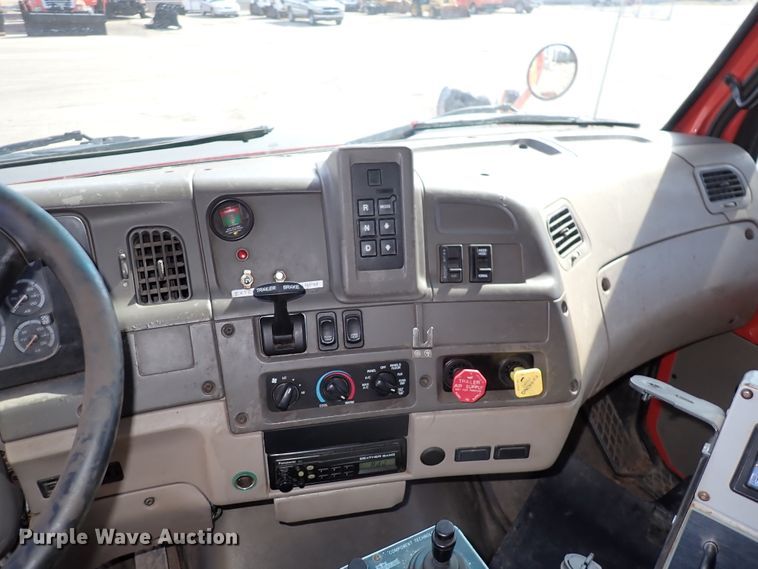 image for item DK4522 2006 Sterling LT7500  dump truck