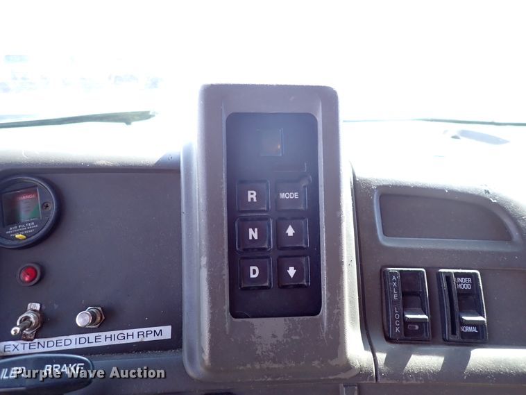 image for item DK4522 2006 Sterling LT7500  dump truck