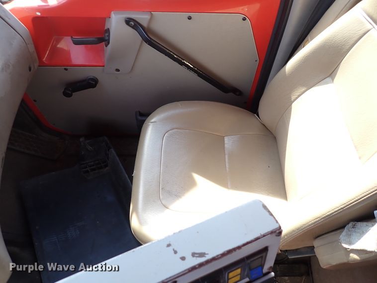 image for item DK4522 2006 Sterling LT7500  dump truck