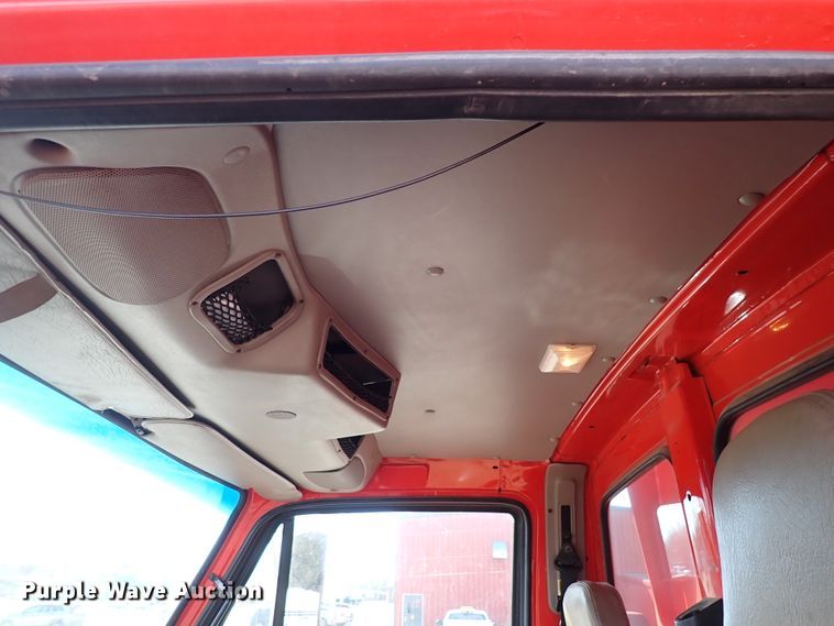 image for item DK4522 2006 Sterling LT7500  dump truck