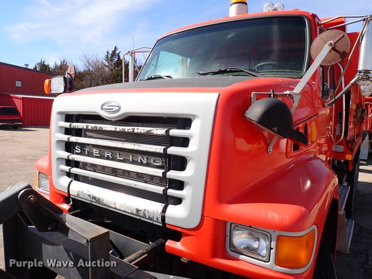 image for item DK4522 2006 Sterling LT7500  dump truck