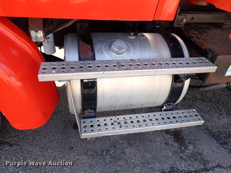 image for item DK4522 2006 Sterling LT7500  dump truck