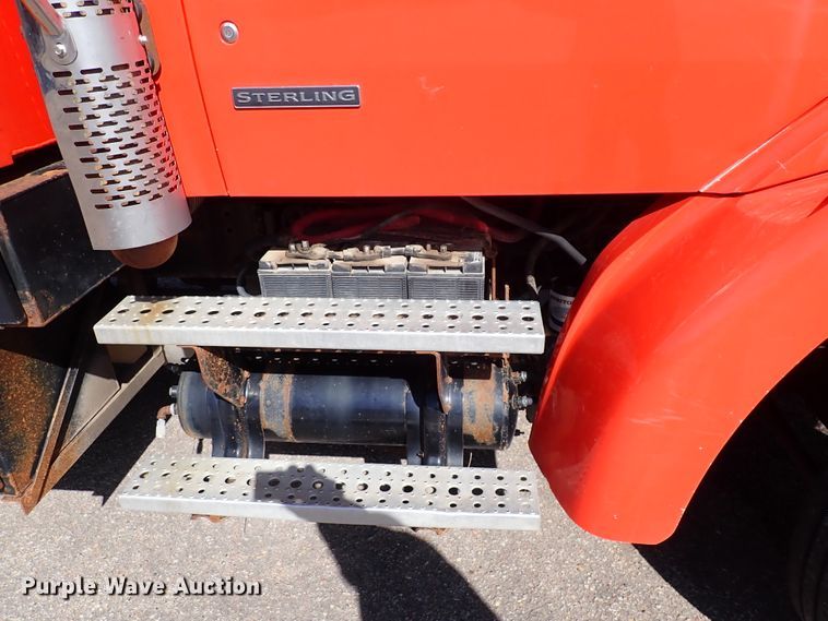 image for item DK4522 2006 Sterling LT7500  dump truck