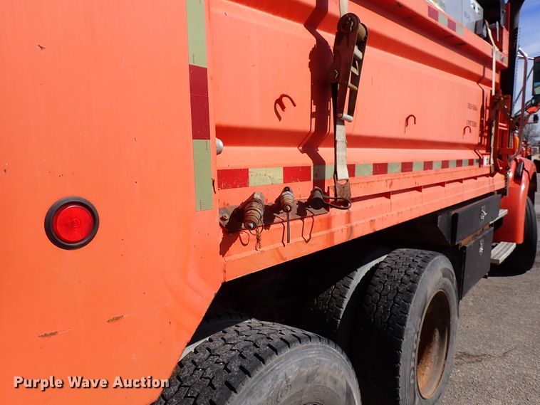 image for item DK4522 2006 Sterling LT7500  dump truck