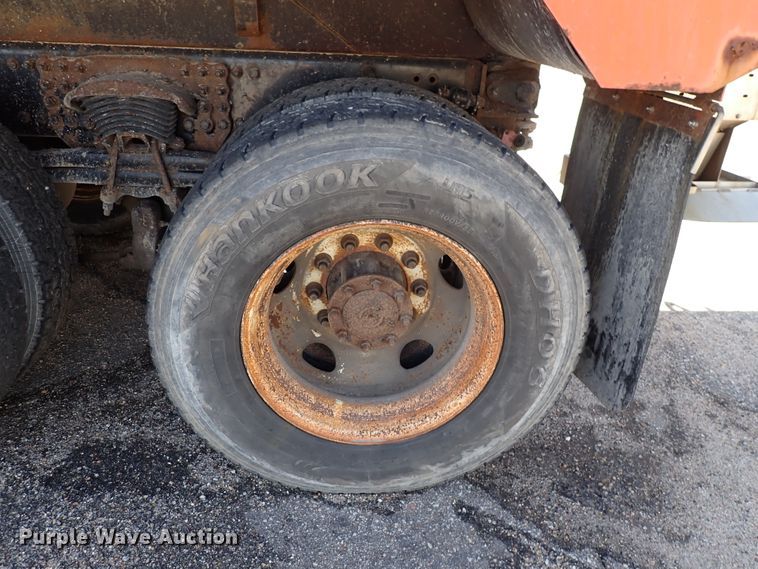 image for item DK4522 2006 Sterling LT7500  dump truck