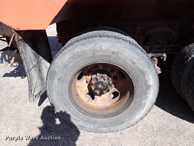 image for item DK4522 2006 Sterling LT7500  dump truck