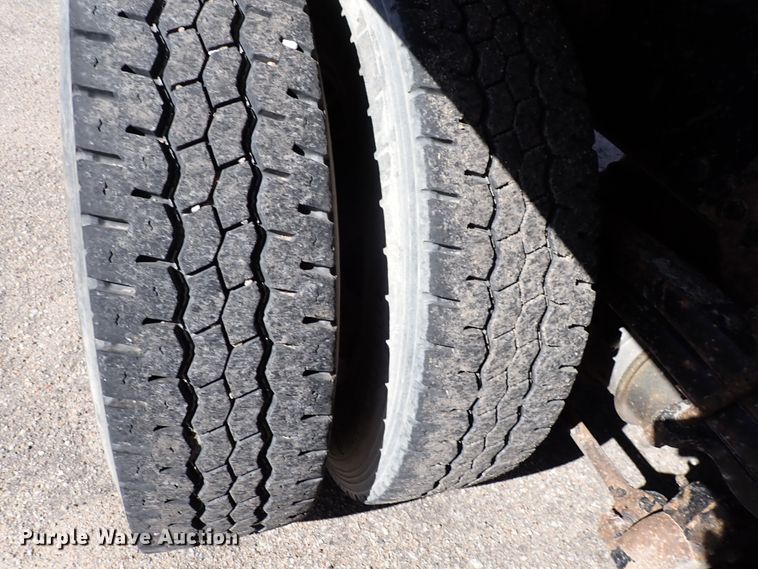 image for item DK4522 2006 Sterling LT7500  dump truck