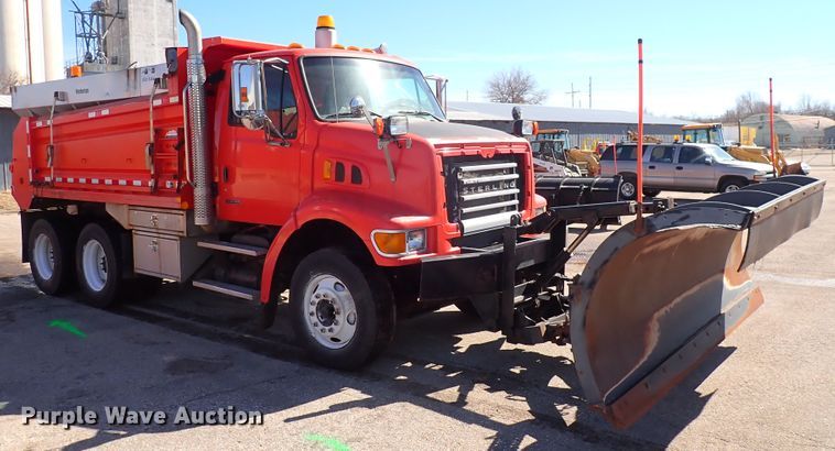 image for item DK4523 2005 Sterling LT7500  dump truck