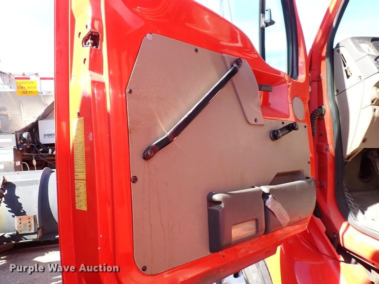 image for item DK4523 2005 Sterling LT7500  dump truck