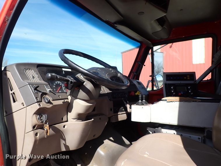 image for item DK4523 2005 Sterling LT7500  dump truck