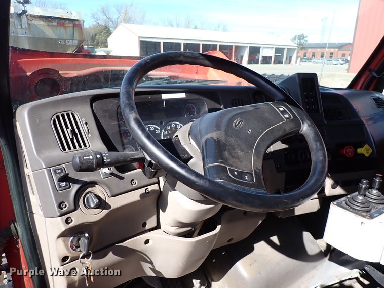 image for item DK4523 2005 Sterling LT7500  dump truck