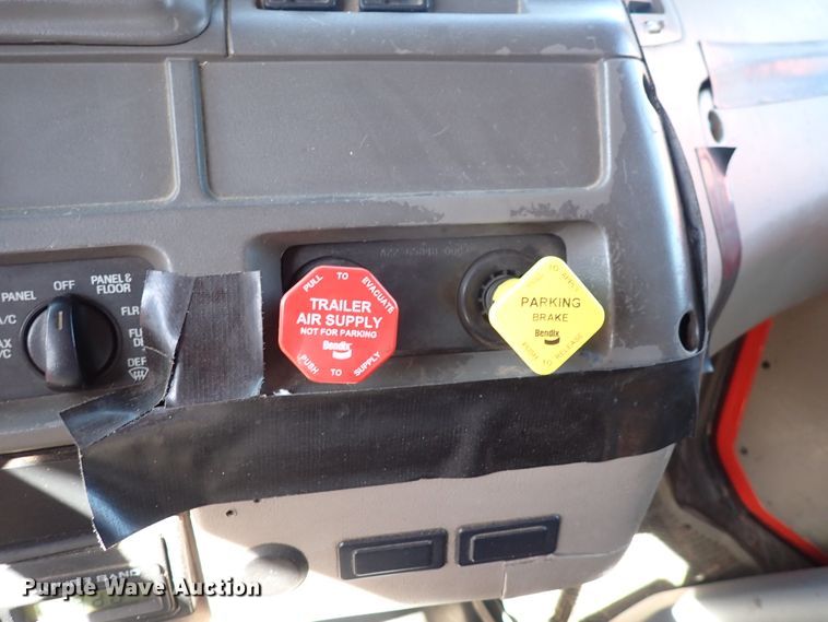 image for item DK4523 2005 Sterling LT7500  dump truck