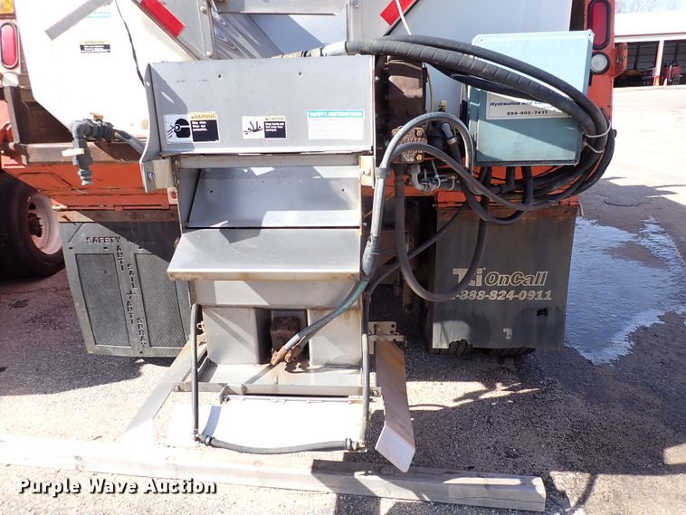 image for item DK4523 2005 Sterling LT7500  dump truck