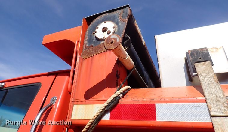 image for item DK4523 2005 Sterling LT7500  dump truck