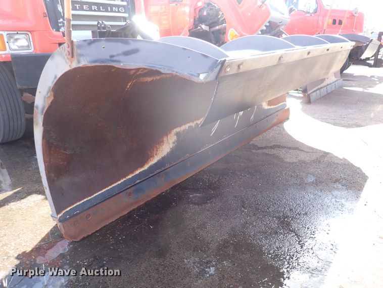 image for item DK4523 2005 Sterling LT7500  dump truck