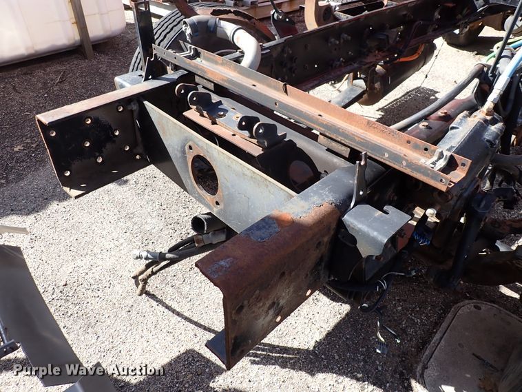 image for item DK4524 2005 International 7400  dump truck chassis