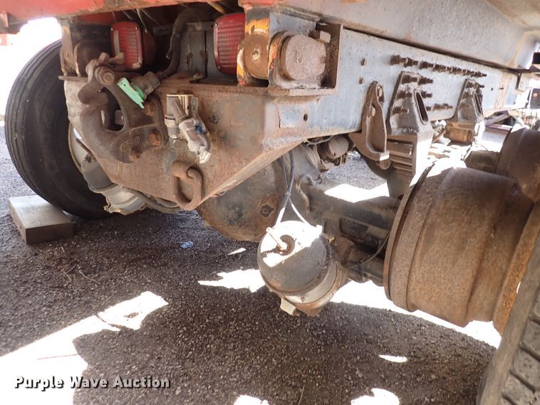 image for item DK4524 2005 International 7400  dump truck chassis