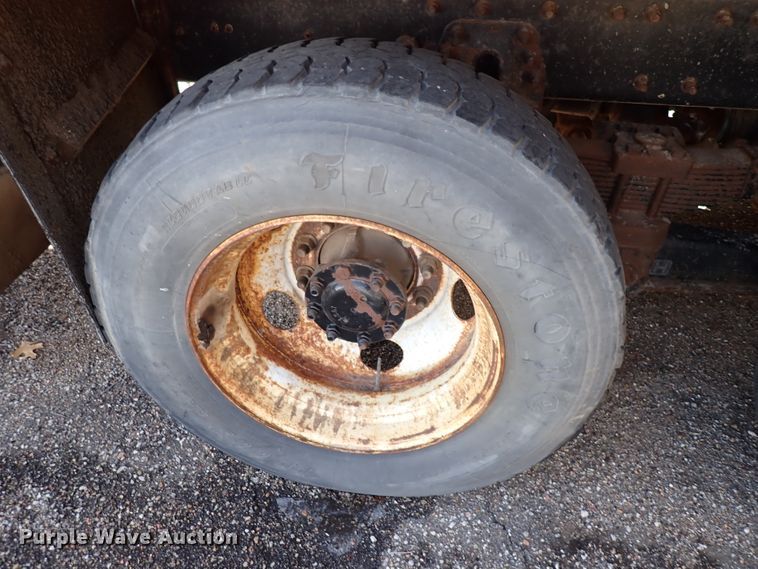 image for item DK4524 2005 International 7400  dump truck chassis