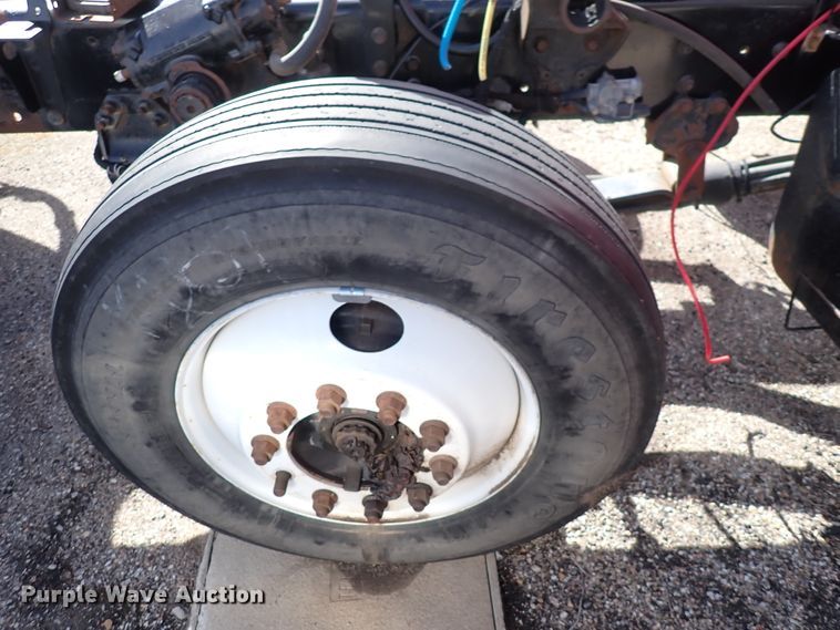 image for item DK4524 2005 International 7400  dump truck chassis