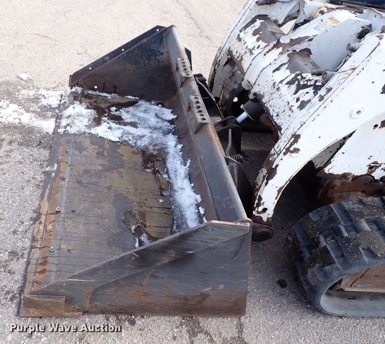 image for item DK4530 2001 Bobcat T200  tracked skid steer loader