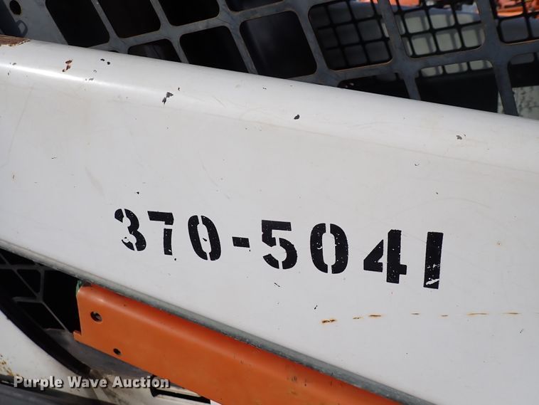 image for item DK4530 2001 Bobcat T200  tracked skid steer loader