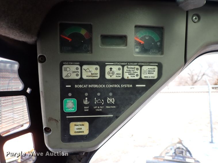 image for item DK4530 2001 Bobcat T200  tracked skid steer loader