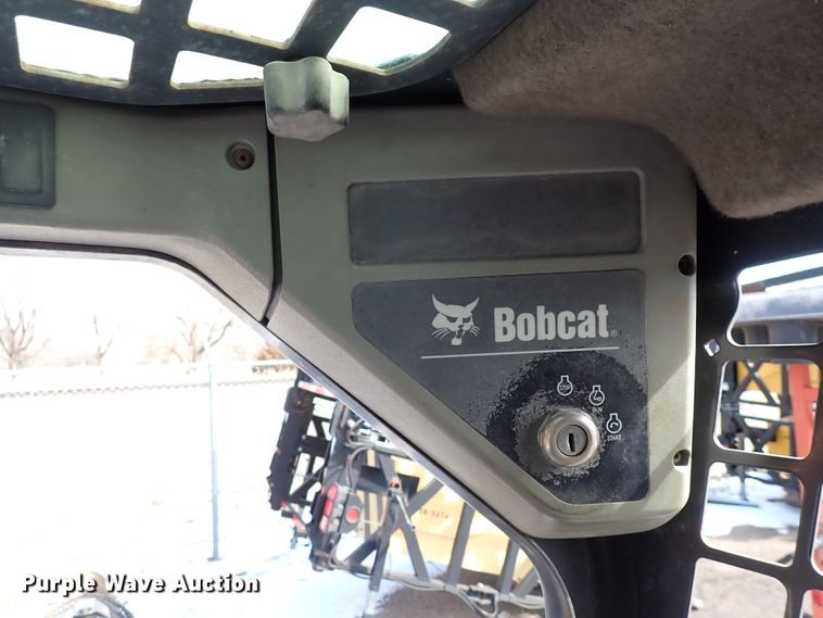 image for item DK4530 2001 Bobcat T200  tracked skid steer loader