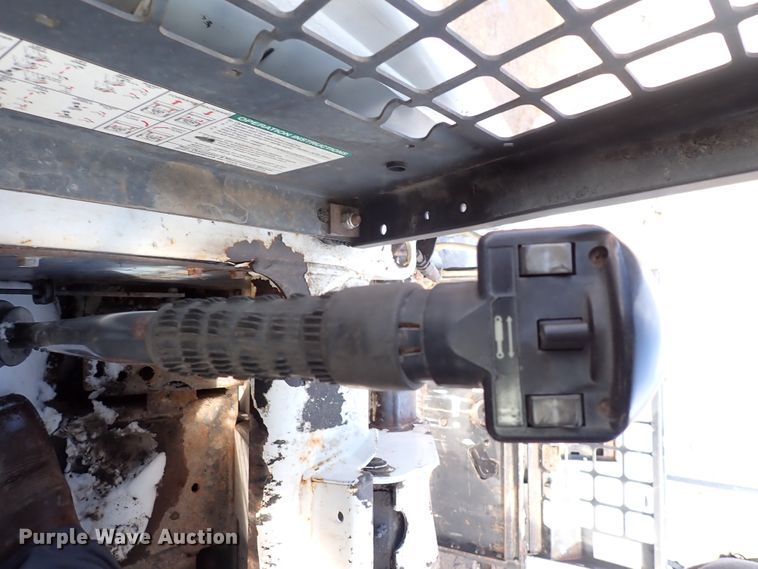 image for item DK4530 2001 Bobcat T200  tracked skid steer loader