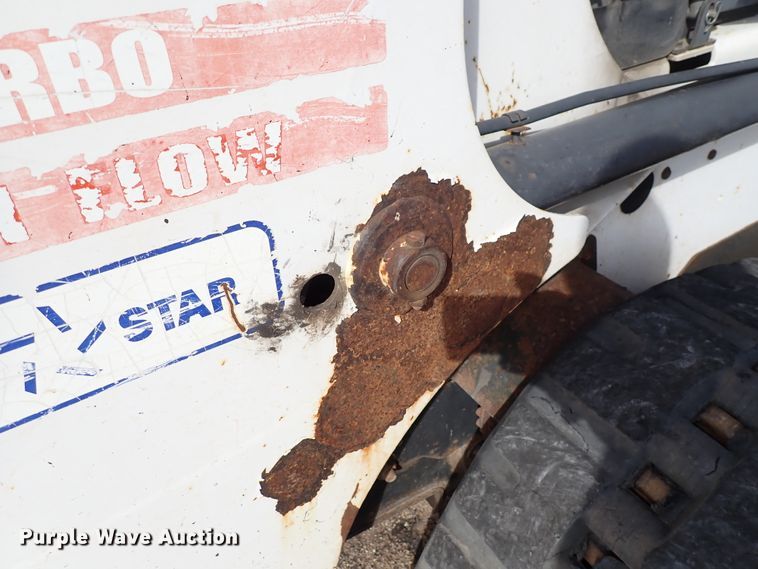 image for item DK4530 2001 Bobcat T200  tracked skid steer loader