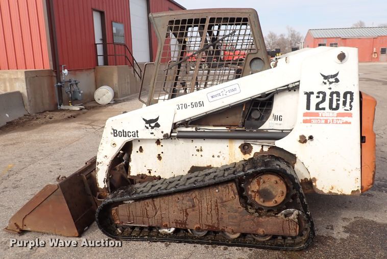 image for item DK4531 2001 Bobcat T200  tracked skid steer loader