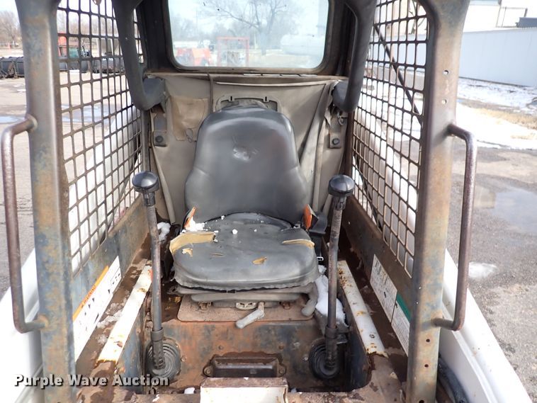 image for item DK4531 2001 Bobcat T200  tracked skid steer loader