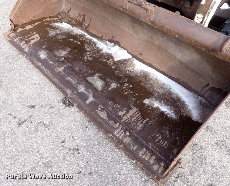 image for item DK4531 2001 Bobcat T200  tracked skid steer loader