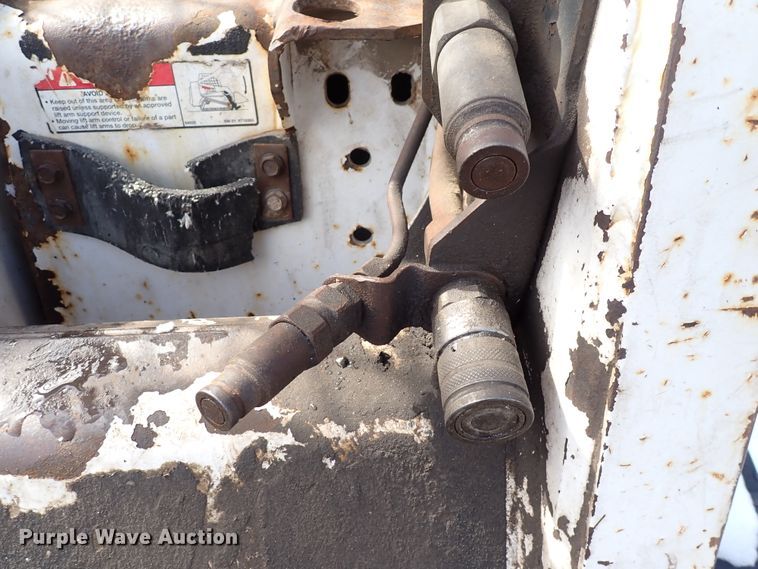 image for item DK4531 2001 Bobcat T200  tracked skid steer loader