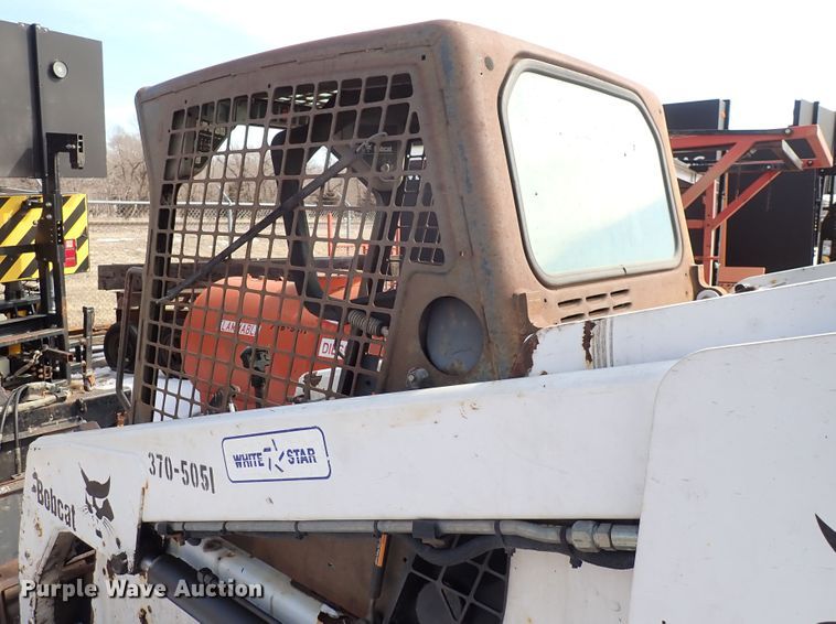 image for item DK4531 2001 Bobcat T200  tracked skid steer loader