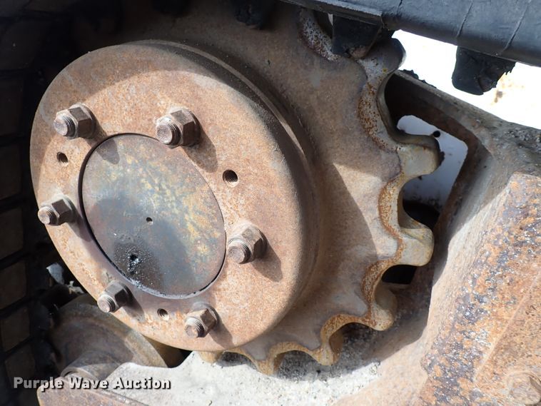 image for item DK4531 2001 Bobcat T200  tracked skid steer loader