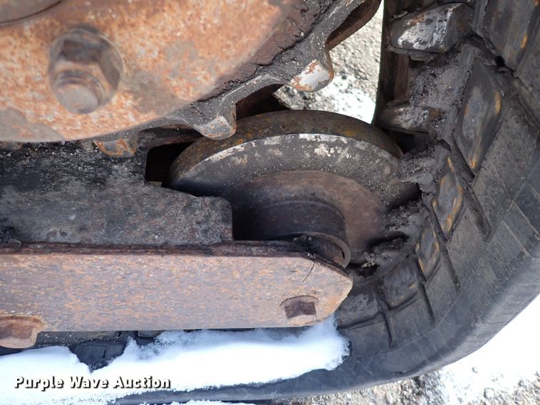 image for item DK4531 2001 Bobcat T200  tracked skid steer loader