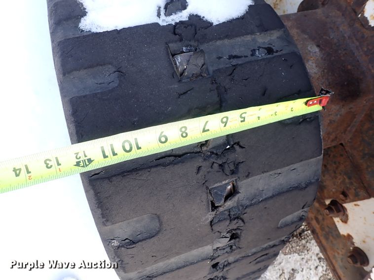 image for item DK4531 2001 Bobcat T200  tracked skid steer loader