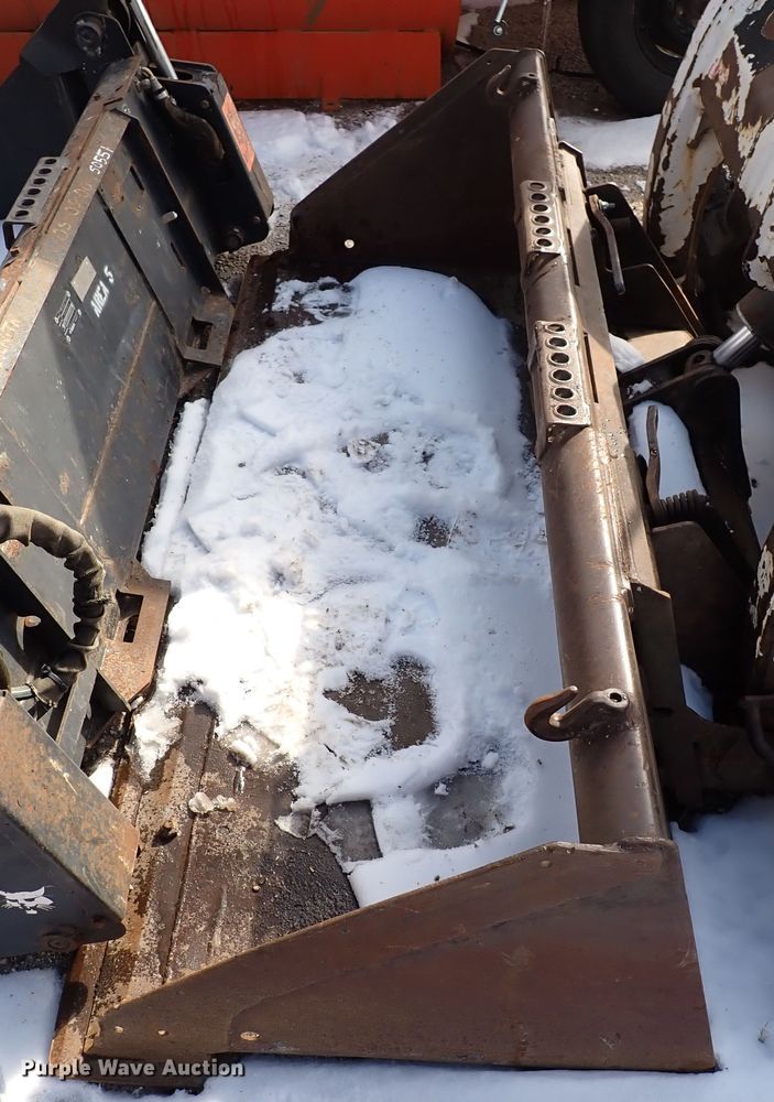 image for item DK4531 2001 Bobcat T200  tracked skid steer loader